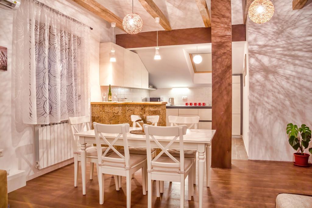 Apartments Lucic Слуни Номер фото