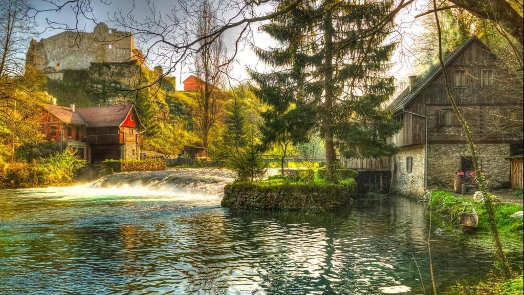 Apartments Lucic Слуни Экстерьер фото